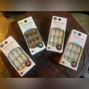 Dashing Diva Magic Press-On Nails - Elegant Multicolor Set
